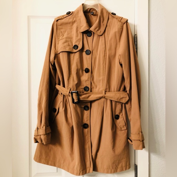 H&M Jackets & Blazers - Trench Coat! Size 12